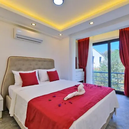 Ovacik 3 Bedroom With Private Pool Hot Tub فيلة *