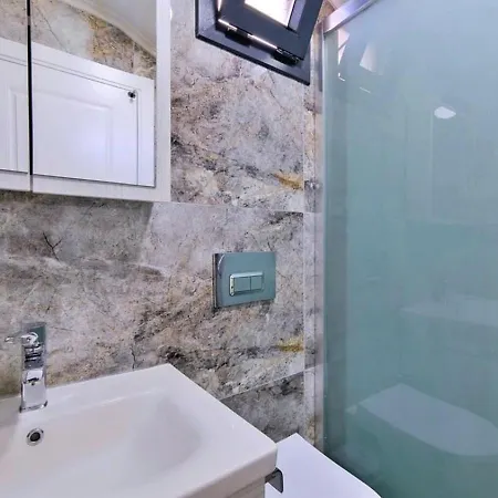 Ovacik 3 Bedroom With Private Pool Hot Tub Villa *