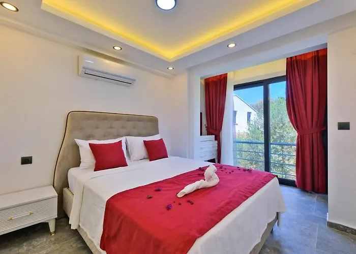 Ovacik 3 Bedroom With Private Pool Hot Tub Villa *