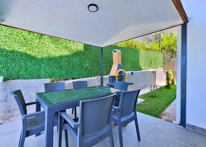 Ovacik 3 Bedroom With Private Pool Hot Tub Vilă *