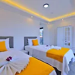 Willa Ovacik 3 Bedroom With Private Pool Hot Tub Fethiye