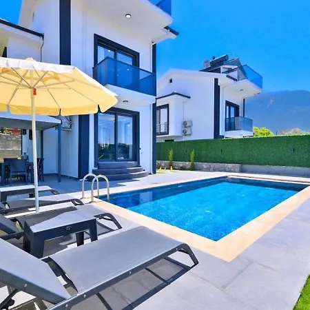 Villa Ovacık 3 Bedroom With Private Pool Hot Tub