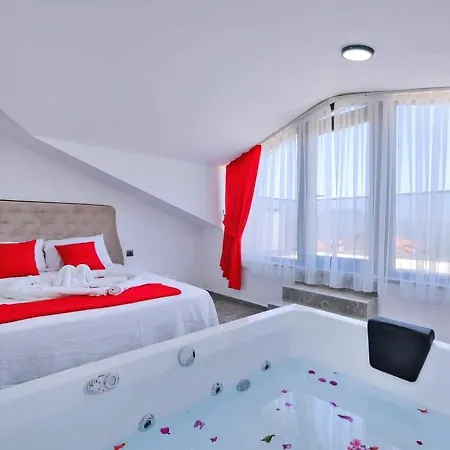 Ovacık 3 Bedroom With Private Pool Hot Tub *