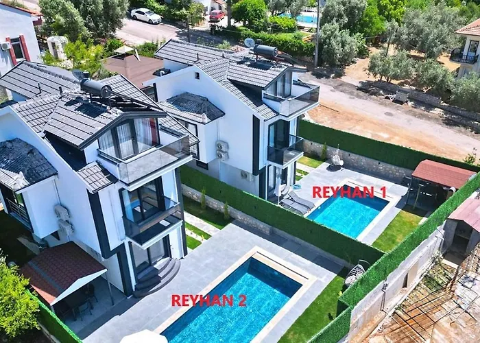 Ovacik 3 Bedroom With Private Pool Hot Tub וילה *