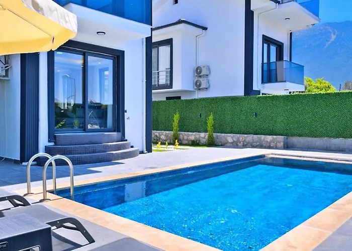 Ovacık 3 Bedroom With Private Pool Hot Tub Fethiye