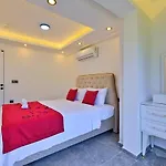 Ovacik 3 Bedroom With Private Pool Hot Tub * פאטהיה