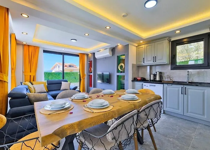 Ovacik 3 Bedroom With Private Pool Hot Tub Villa Fethiye